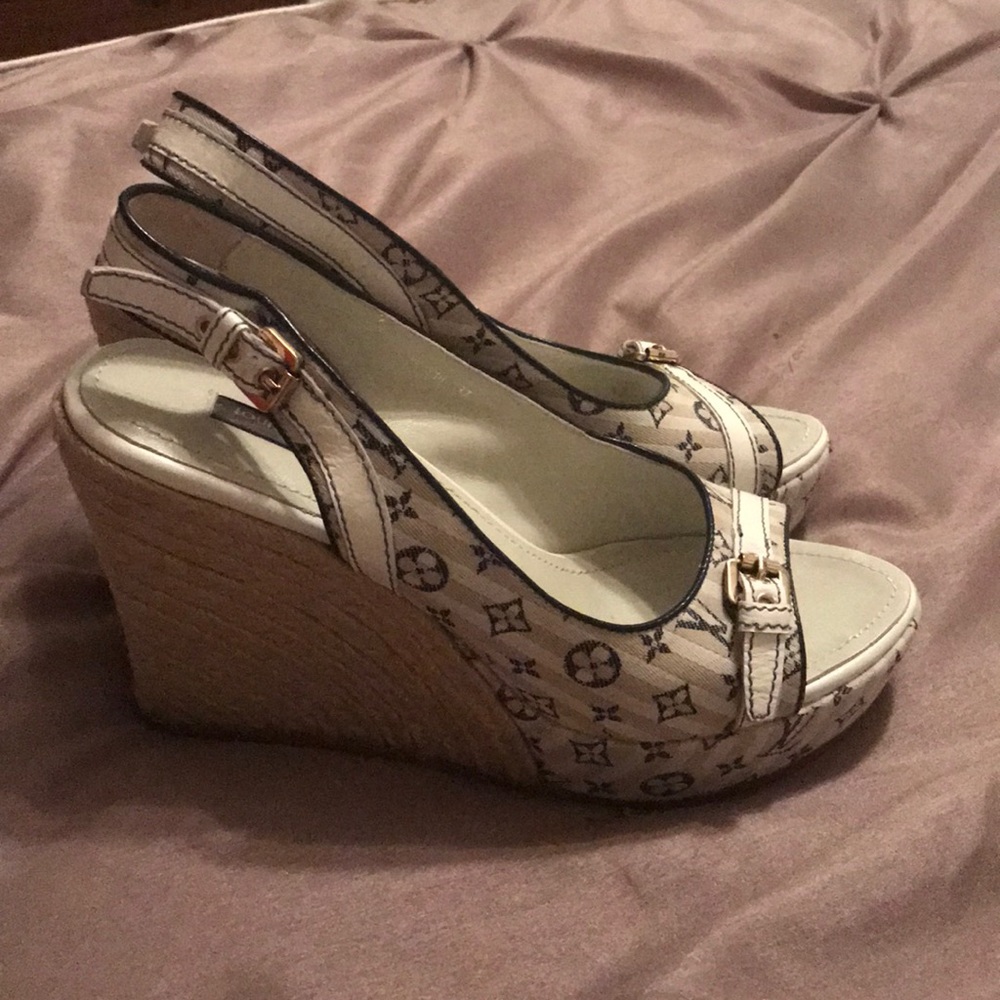 Louis Vuitton stripped Wedge